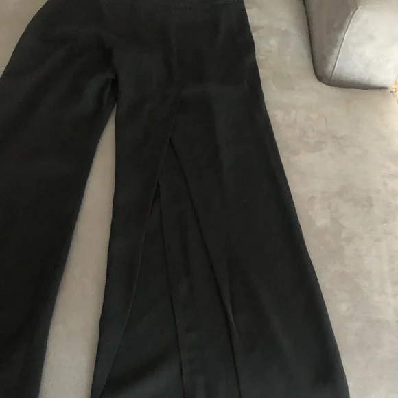 CACHE HOST PICK black pants. Unique sexy slit on one front leg and one back leg. - Picture 3 of 16